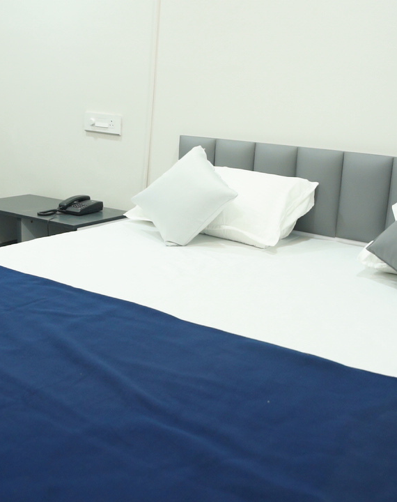 https://hotelngrand.com/wp-content/uploads/2025/03/1-11.png